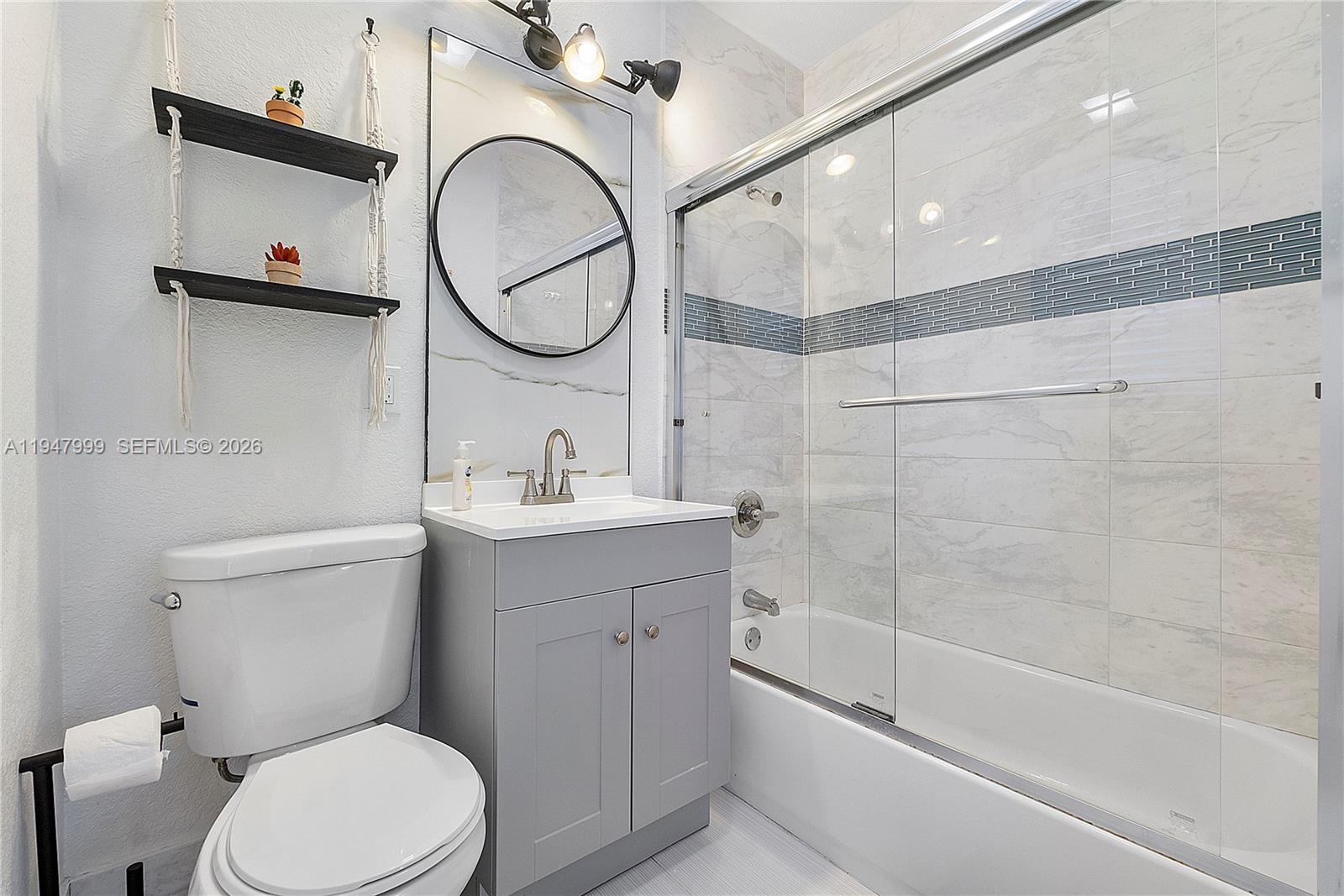 1-9  /   кв.футов $ 2026-01-18 0 Фото