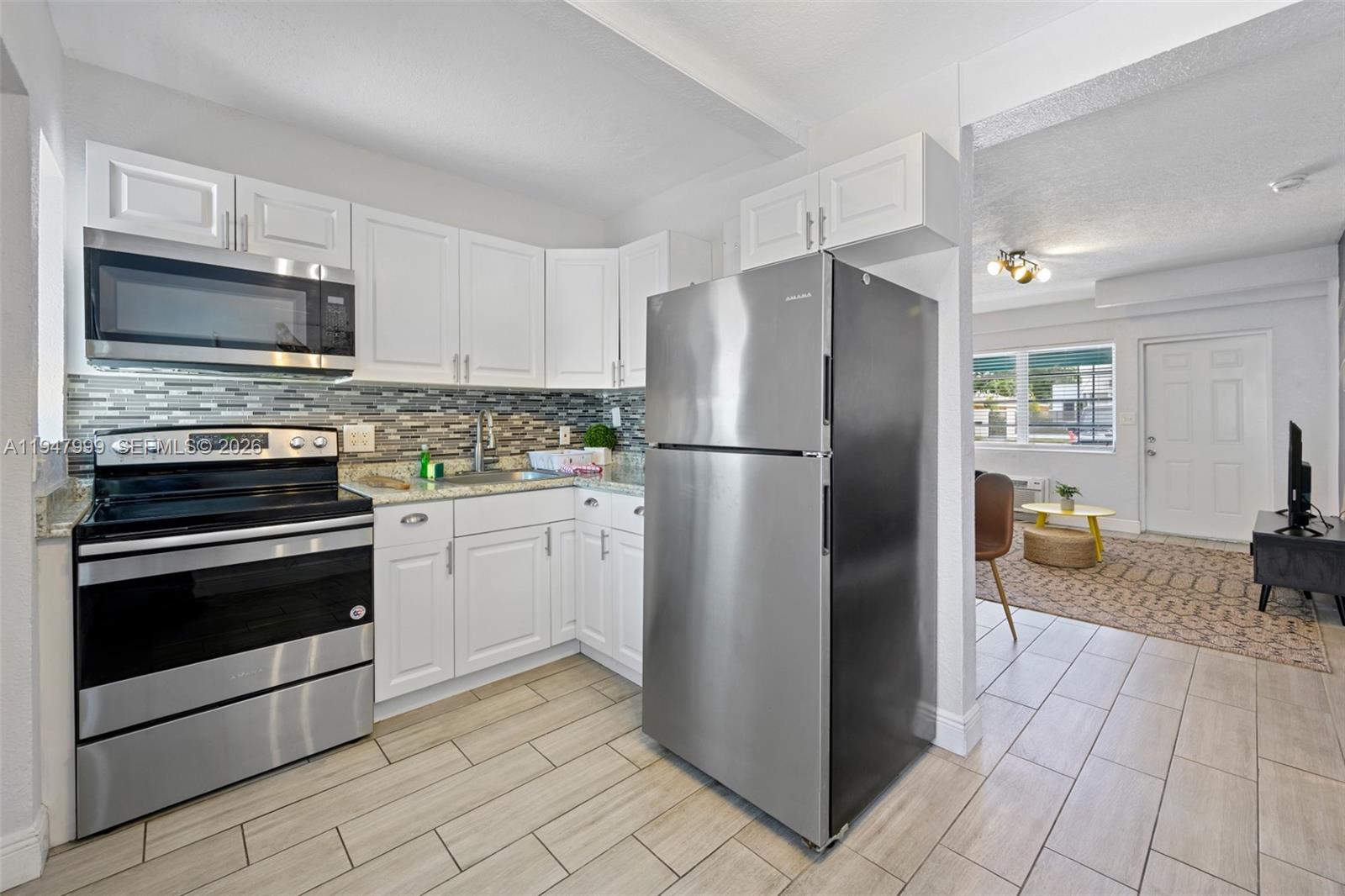 1-9  /   кв.футов $ 2026-01-18 0 Фото