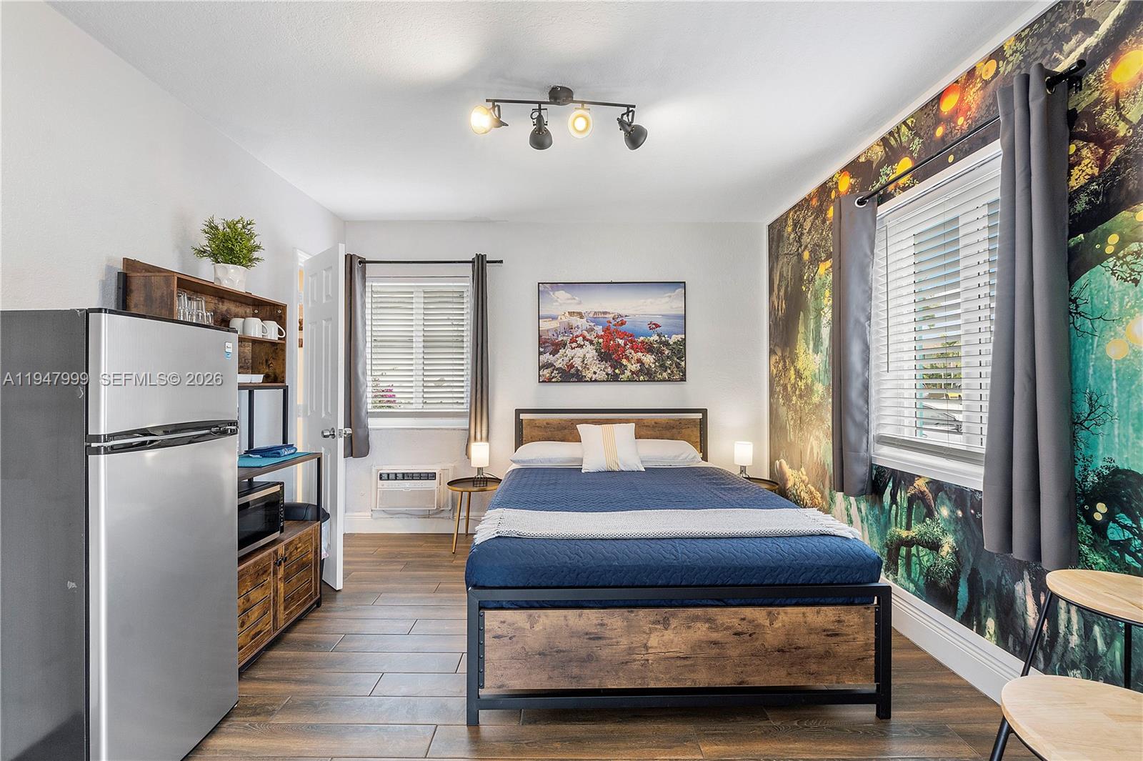 1-9  /   кв.футов $ 2026-01-18 0 Фото