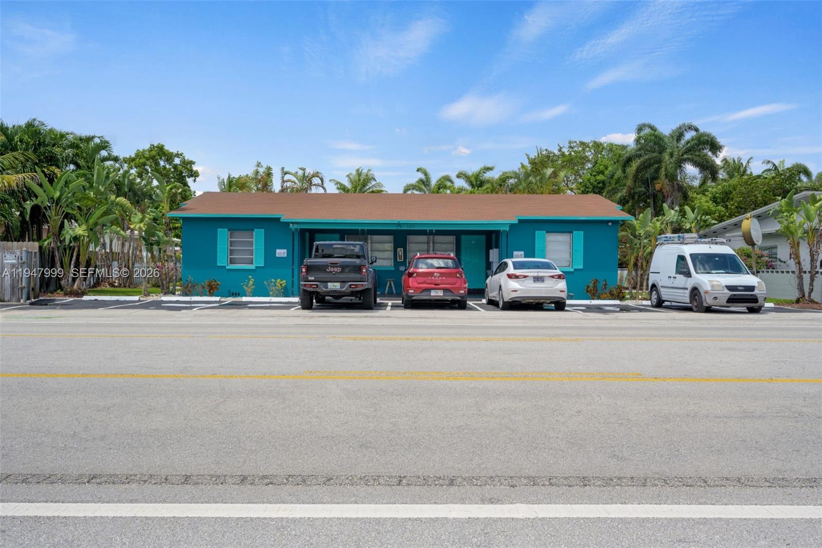 1-9  /   кв.футов $ 2026-01-18 0 Фото