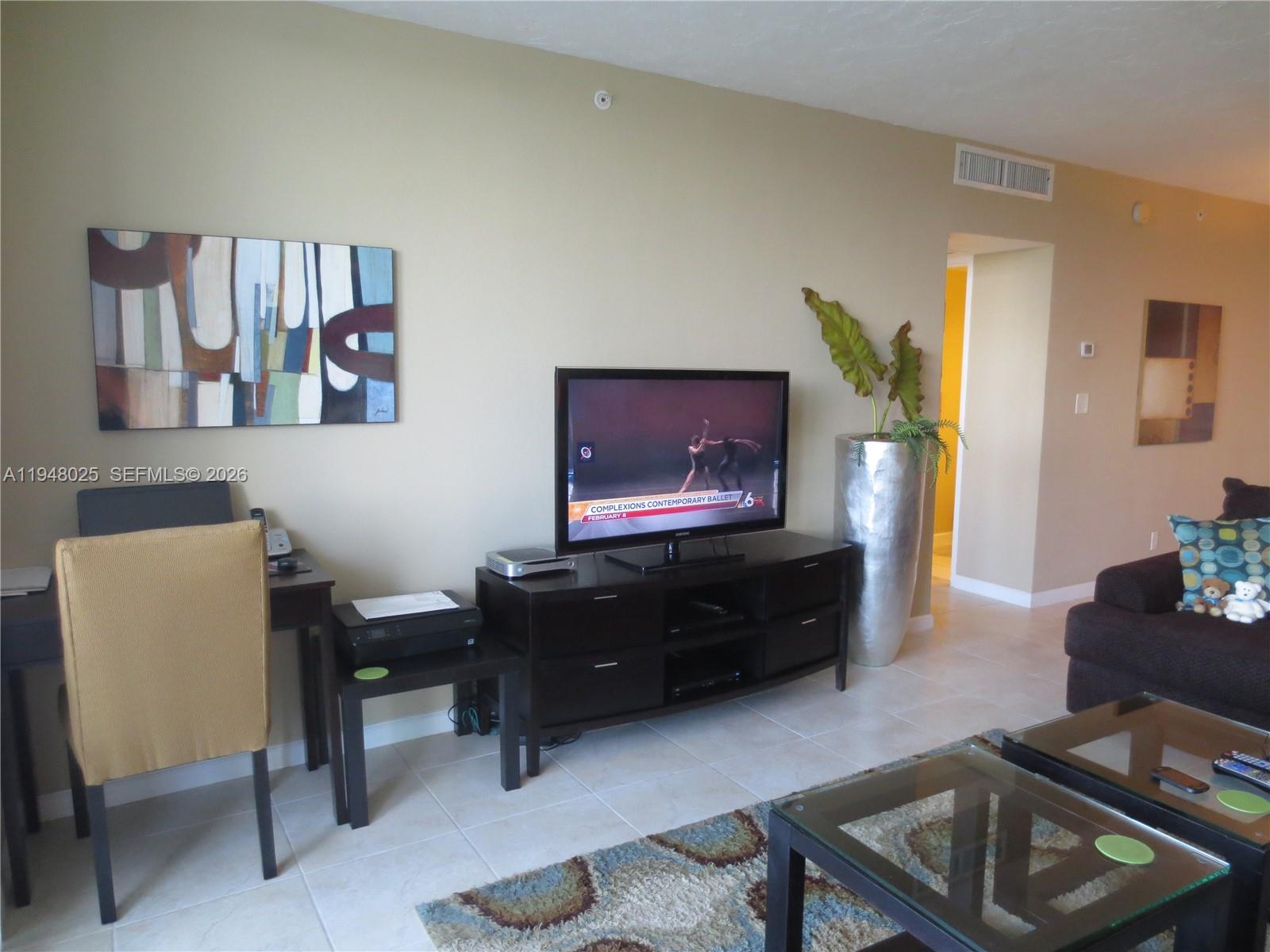 Photo of 3000 Ocean Dr  #904, Hollywood, Florida, 33019 - 