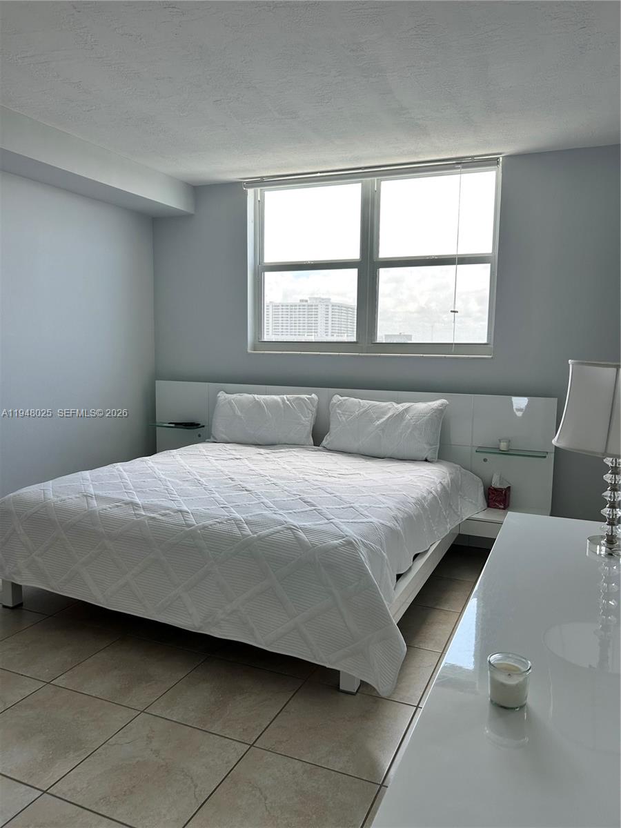 Photo of 3000 Ocean Dr  #904, Hollywood, Florida, 33019 - 