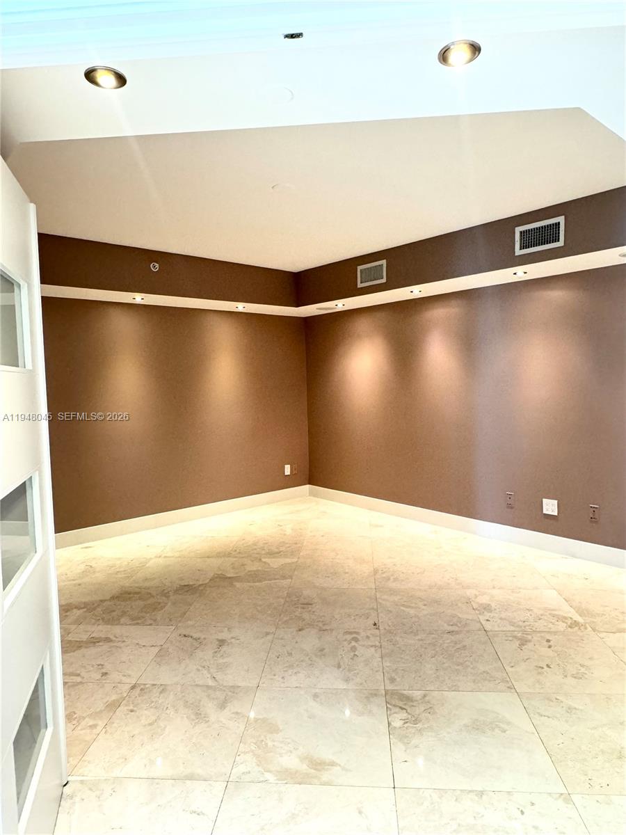 Photo of 3301 183rd St  #2003, Aventura, Florida, 33160 - 