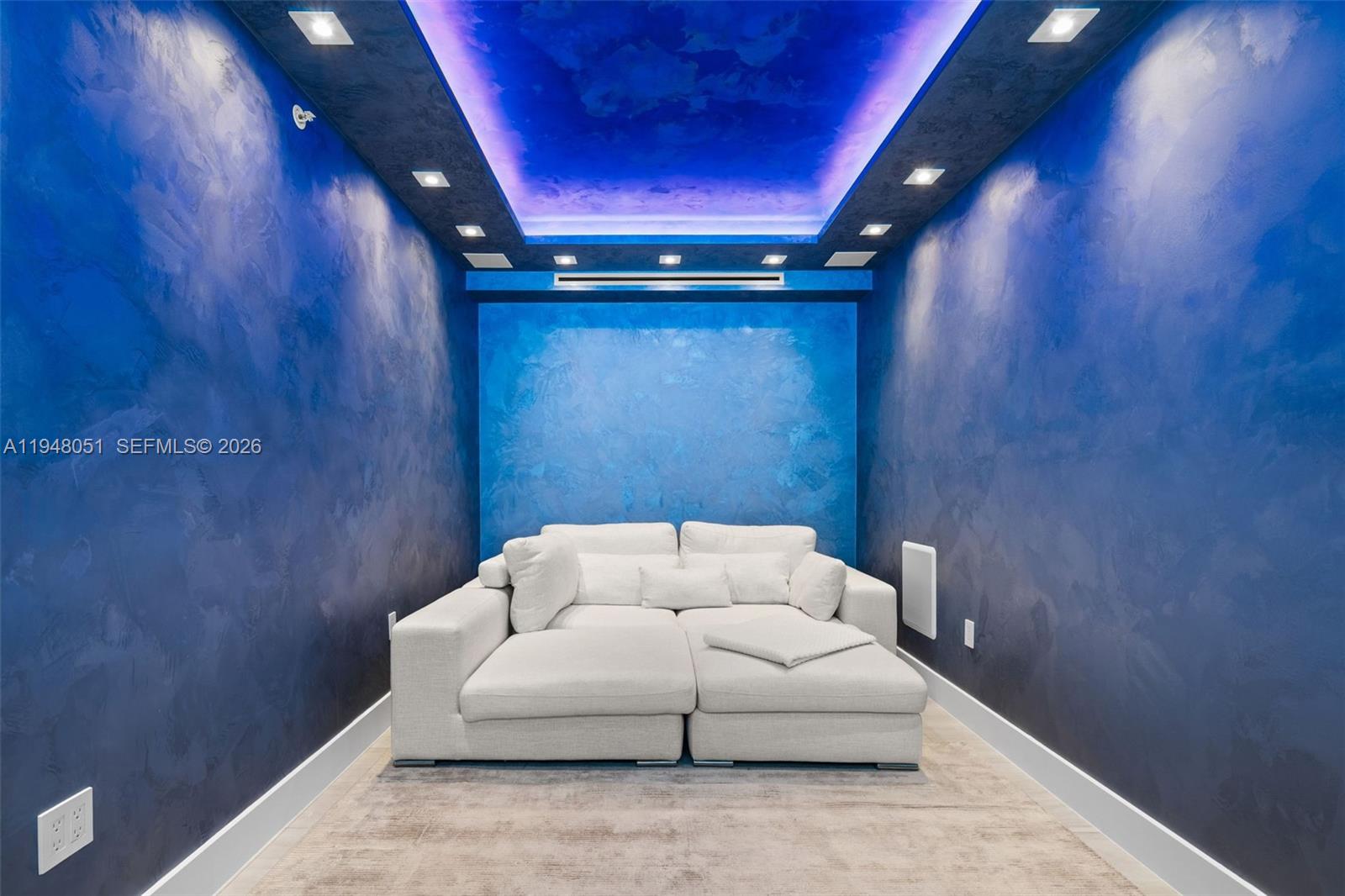 Photo of 3301 183rd St  #2001, Aventura, Florida, 33160 - 