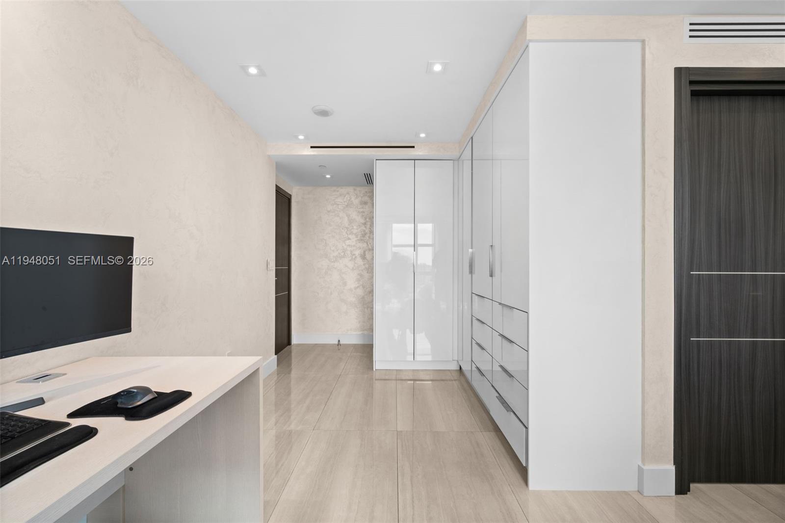 Photo of 3301 183rd St  #2001, Aventura, Florida, 33160 - 