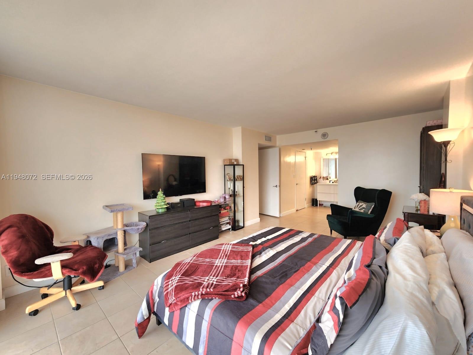 1217 2 / 2 1240 sq. ft. $ 2026-01-19 0 Photo