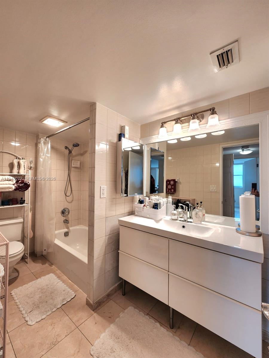 1217 2 / 2 1240 sq. ft. $ 2026-01-19 0 Photo