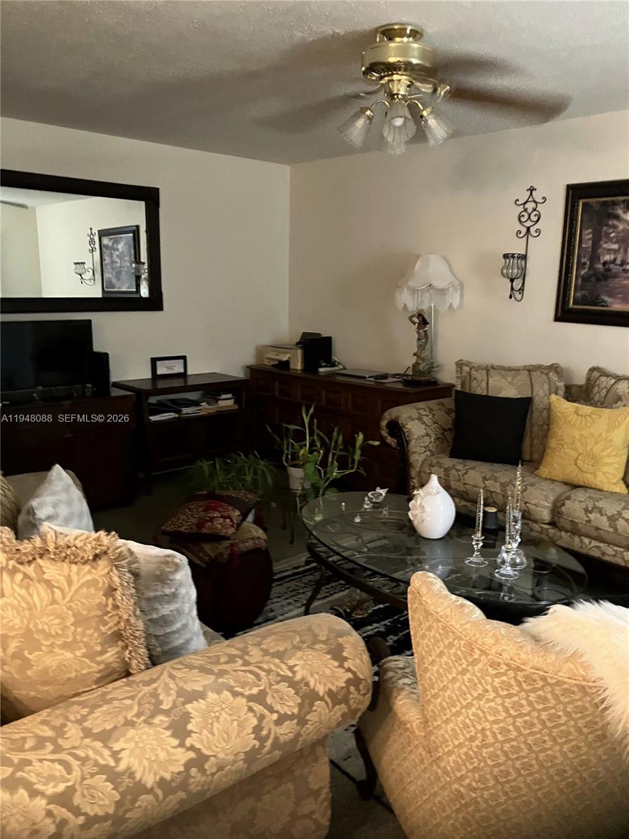Ver detalles / 2664 sq. ft. $ 2026-06-19 0 foto