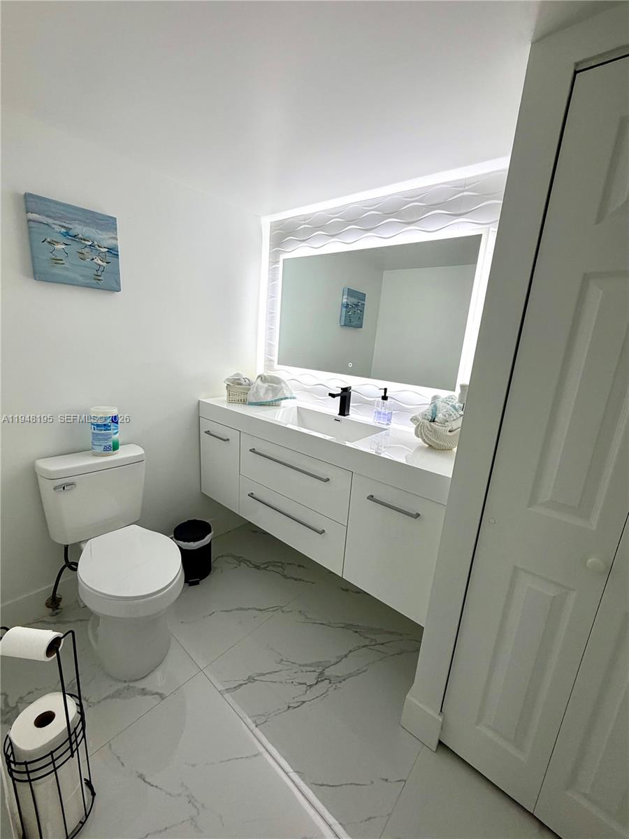 Photo of 1920 Ocean Dr  #5A, Hallandale Beach, Florida, 33009 - 