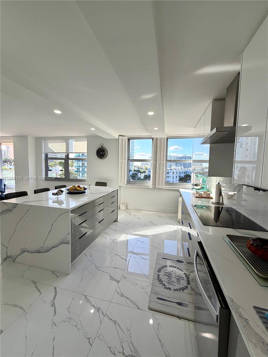 Photo of 1920 Ocean Dr  #5A, Hallandale Beach, Florida, 33009 - 