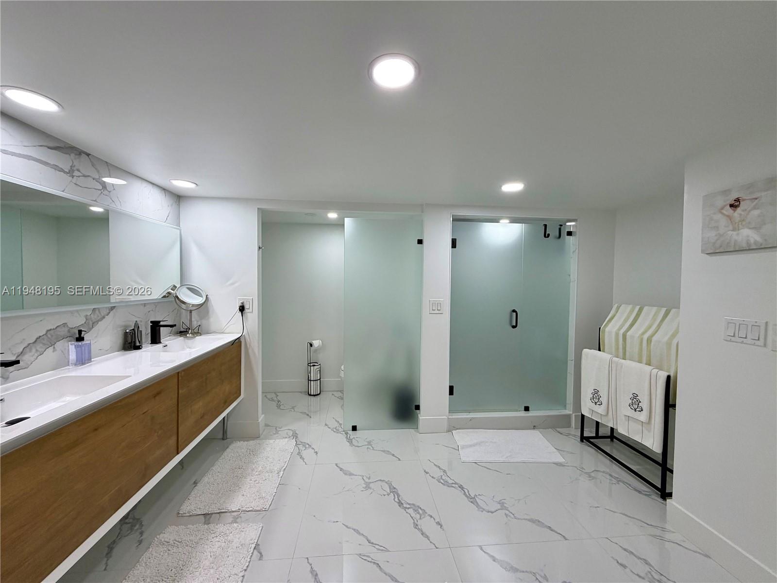 Photo of 1920 Ocean Dr  #5A, Hallandale Beach, Florida, 33009 - 