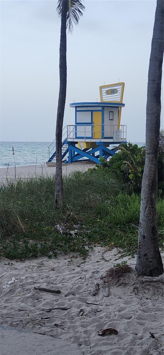 Photo of 2101 Ocean Dr  #2608, Hollywood, Florida, 33019 - STYLISH LIFE GUARD STANDS  on your beach