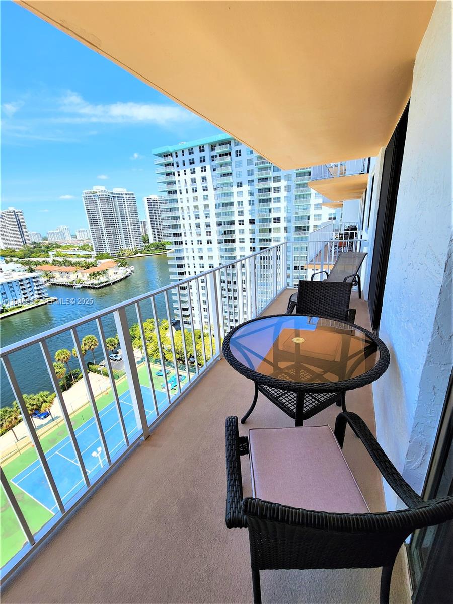 See details 1607 2 / 2 1008 sq. ft. $ 2026-02-24 0 Photo