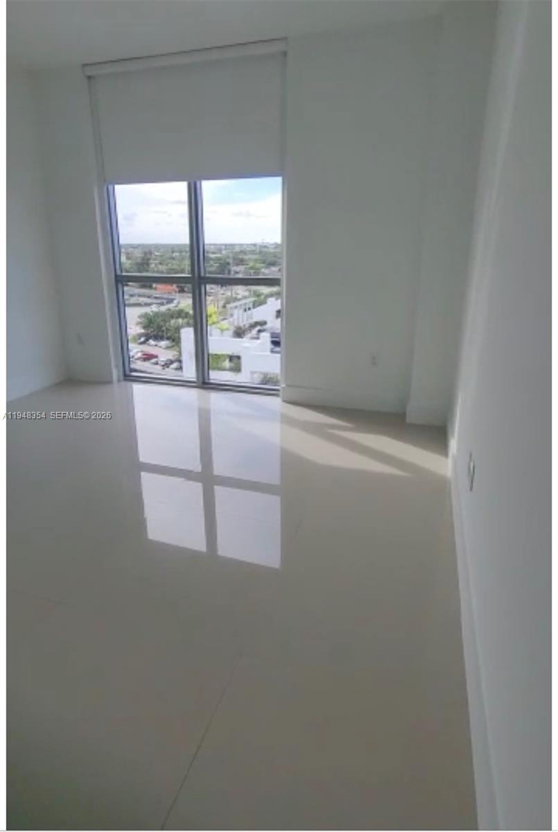 Photo of 17301 Biscayne Blvd  #1002, North Miami Beach, Florida, 33160 - 