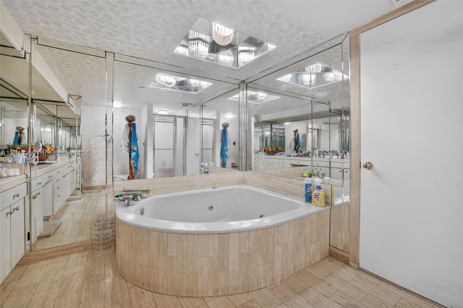 Photo of 19355 Turnberry Way  #8L, Aventura, Florida, 33180 - 