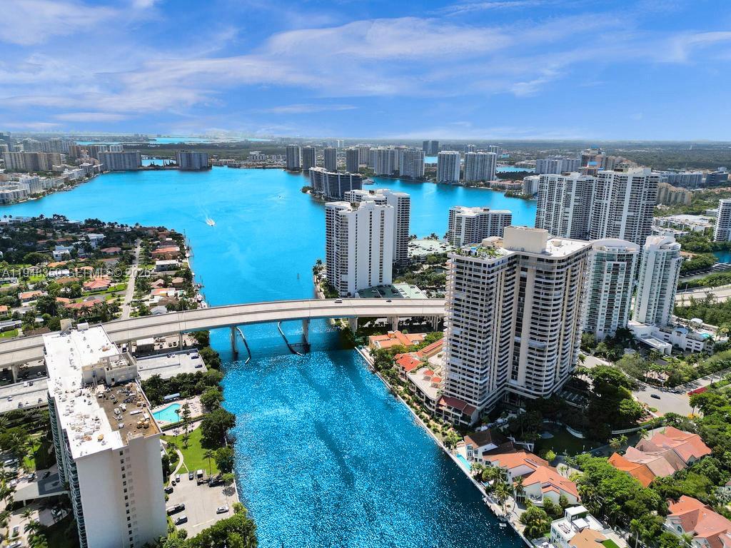 Photo of 19355 Turnberry Way  #8L, Aventura, Florida, 33180 - 