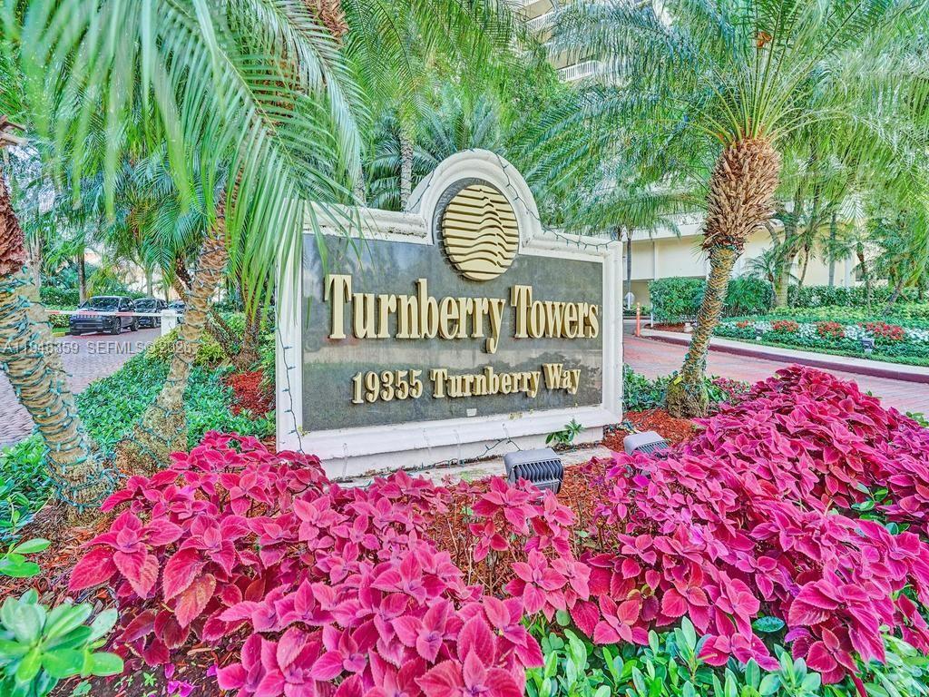 Photo of 19355 Turnberry Way  #8L, Aventura, Florida, 33180 - 