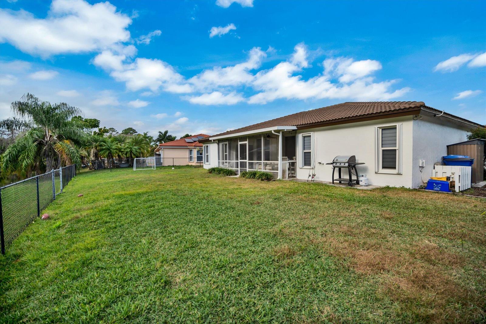 See details 112 4 / 2 2023 sq. ft. $ 2026-06-08 0 Photo