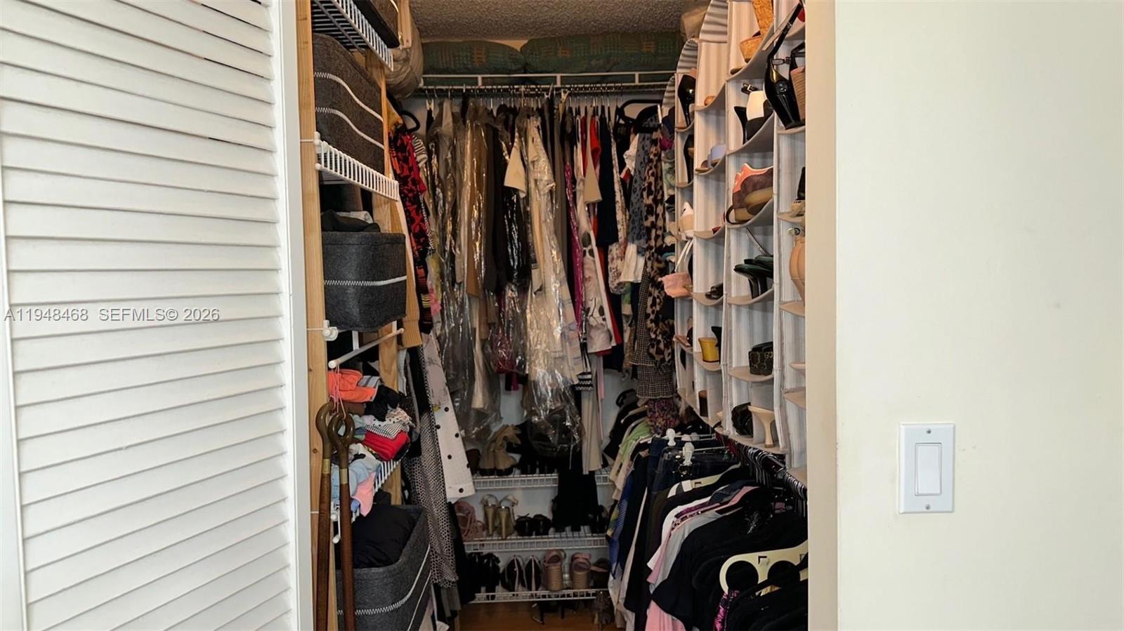 1909 3 / 3 2267 sq. ft. $ 2026-01-19 0 Photo