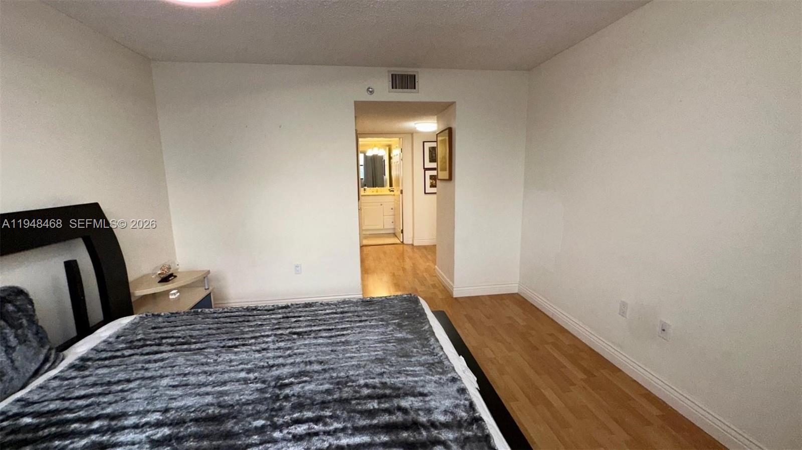 1909 3 / 3 2267 sq. ft. $ 2026-01-19 0 Photo