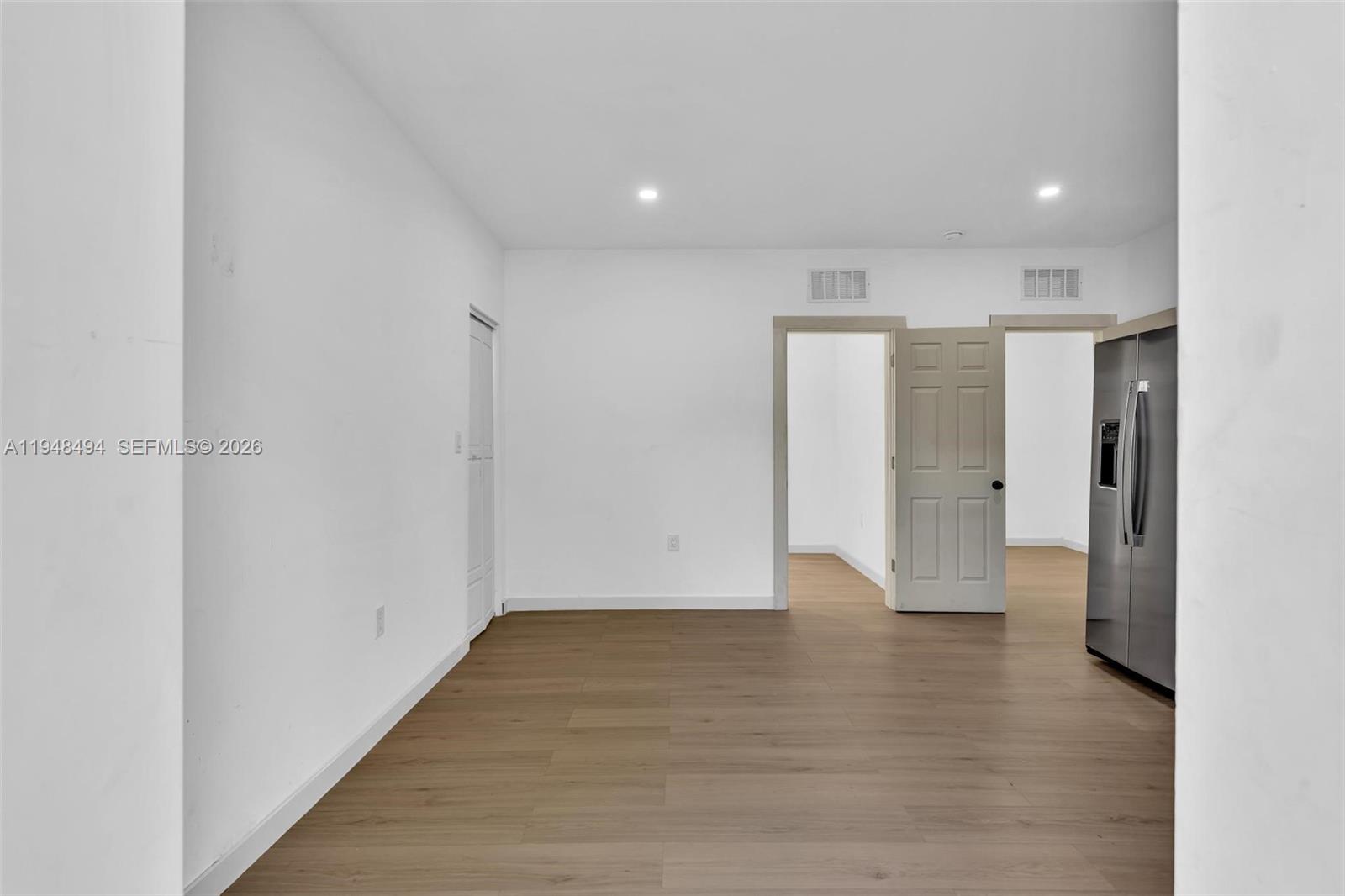 1-7  /   sq. ft. $ 2026-01-19 0 Photo