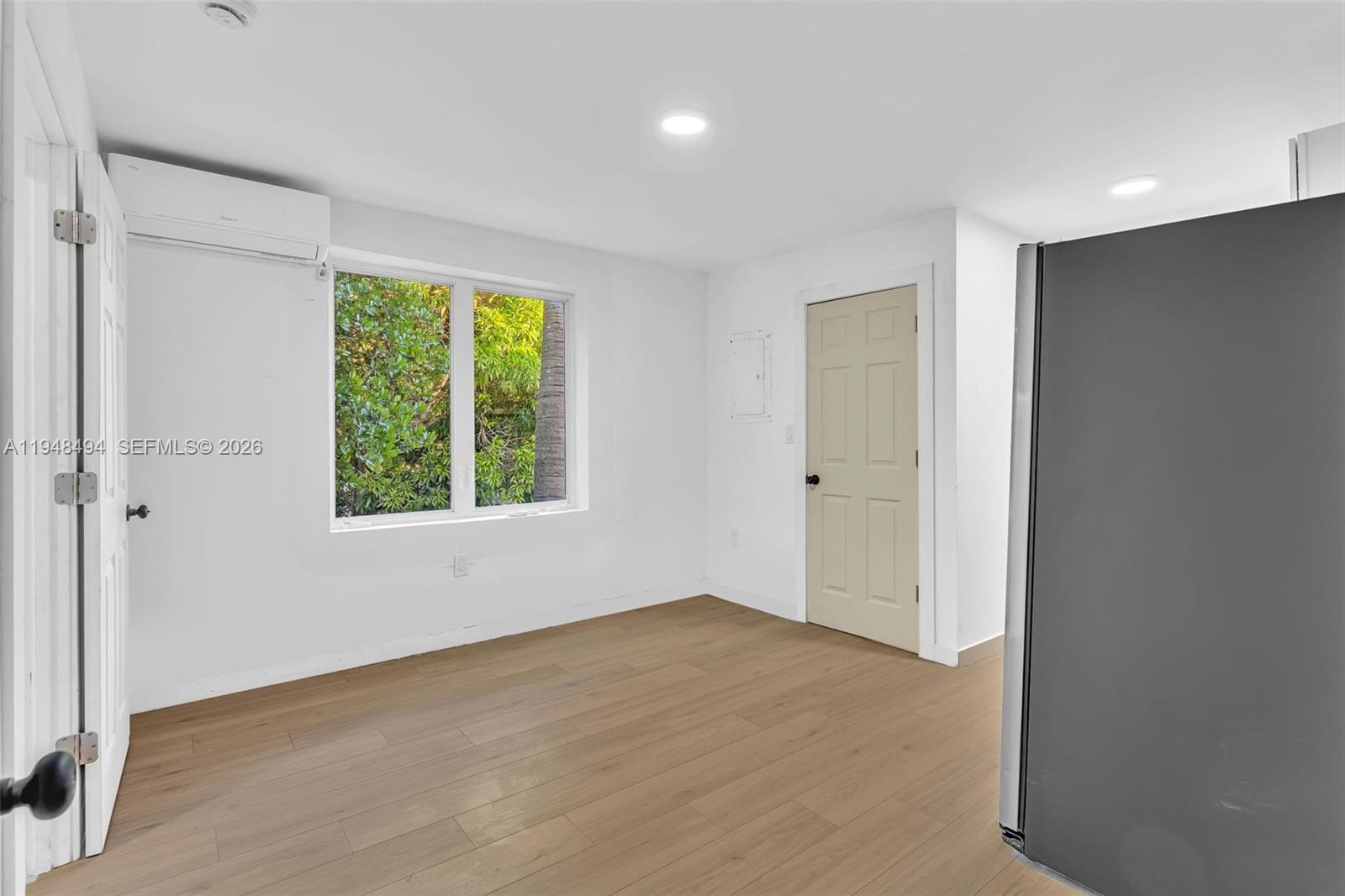 1-7  /   sq. ft. $ 2026-01-19 0 Photo