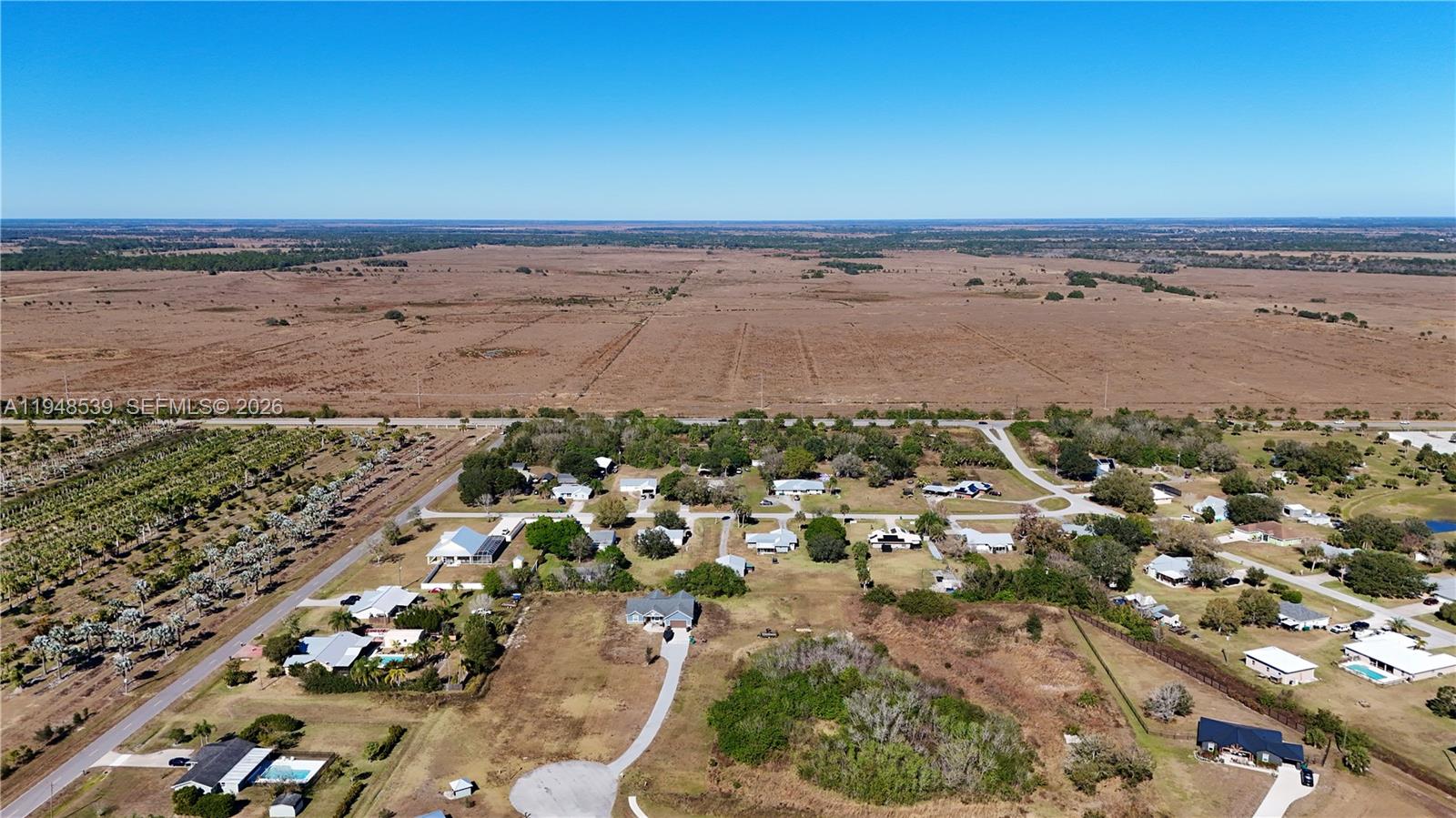   /   кв.футов $ 2026-01-19 0 Фото