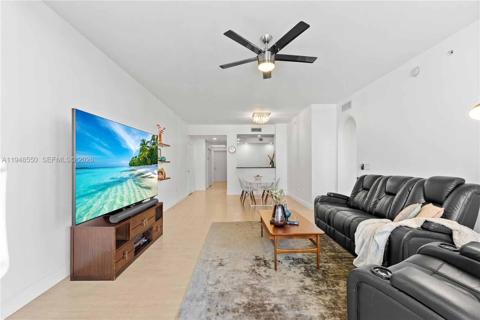 Photo of 3340 190th St  #908, Aventura, Florida, 33180 - 