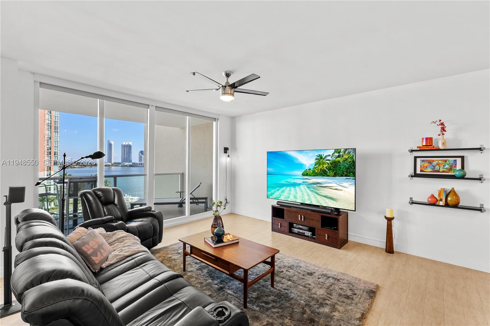 Photo of 3340 190th St  #908, Aventura, Florida, 33180 - 