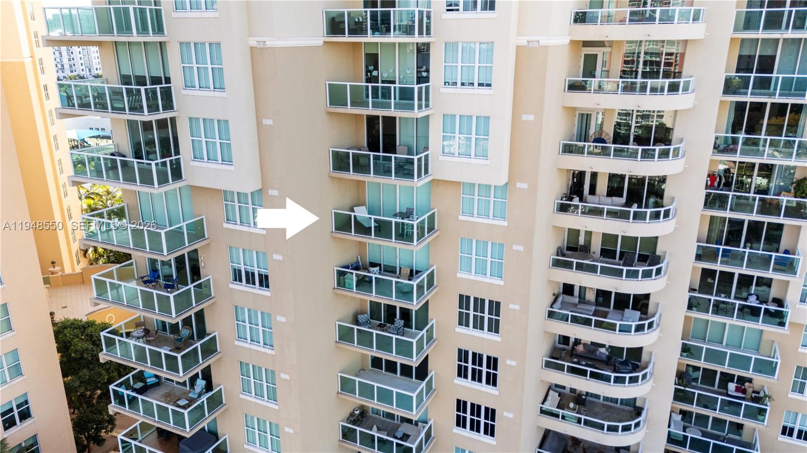 Photo of 3340 190th St  #908, Aventura, Florida, 33180 - 