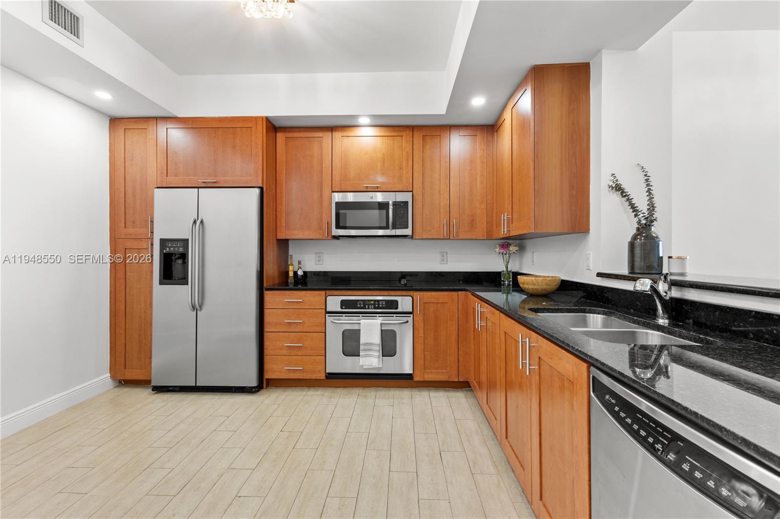 Photo of 3340 190th St  #908, Aventura, Florida, 33180 - 