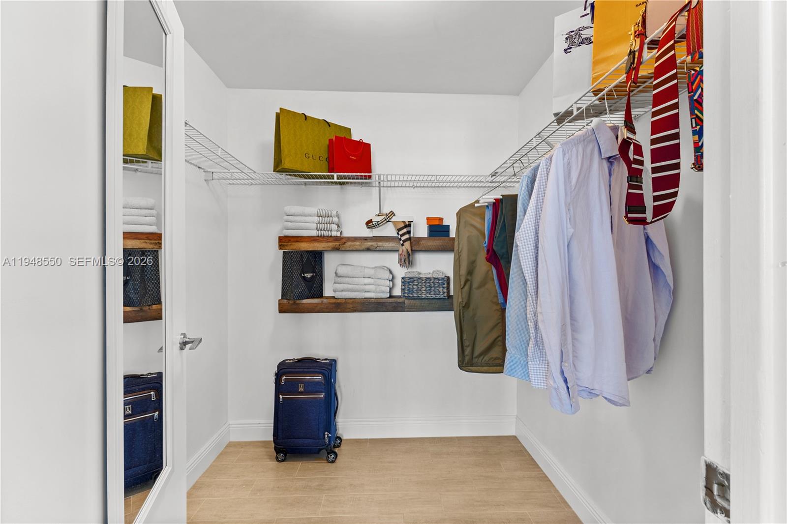 Photo of 3340 190th St  #908, Aventura, Florida, 33180 - 