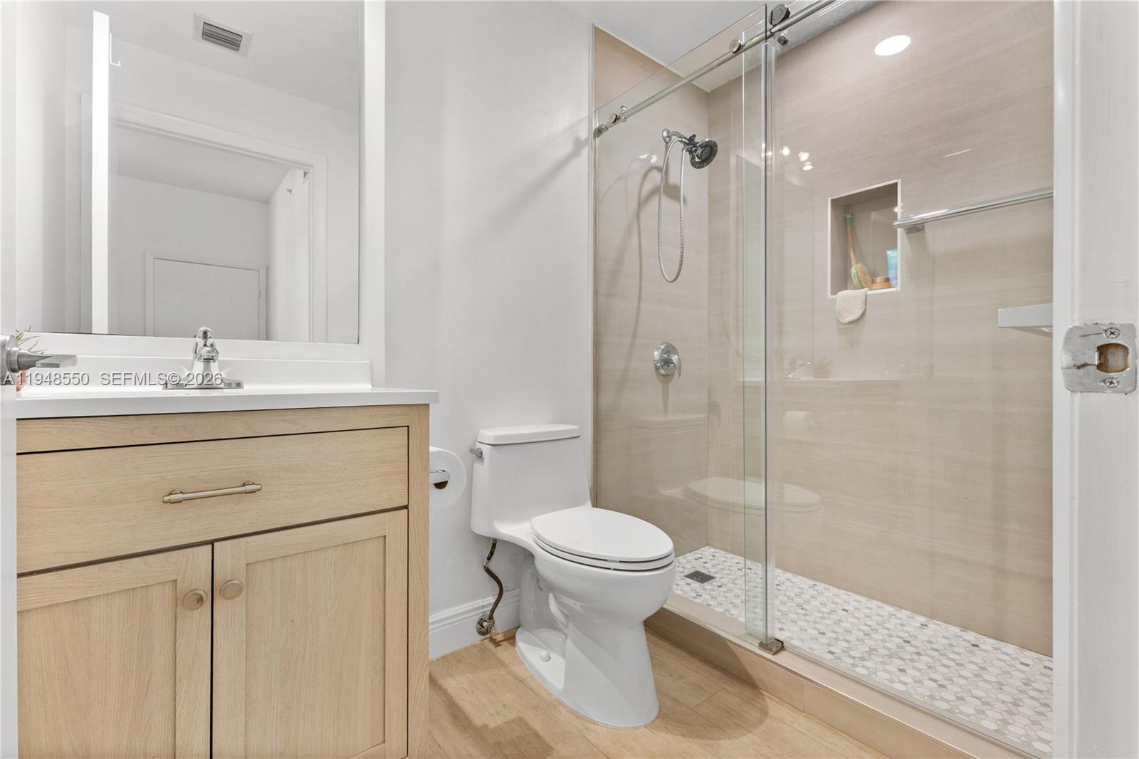 Photo of 3340 190th St  #908, Aventura, Florida, 33180 - 