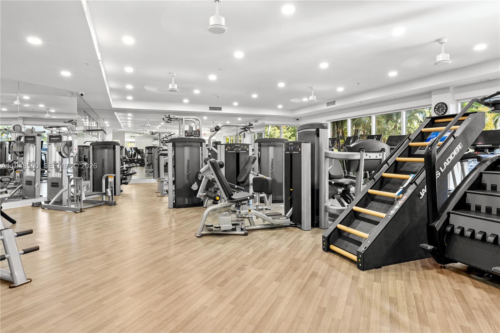 Photo of 3340 190th St  #908, Aventura, Florida, 33180 - 