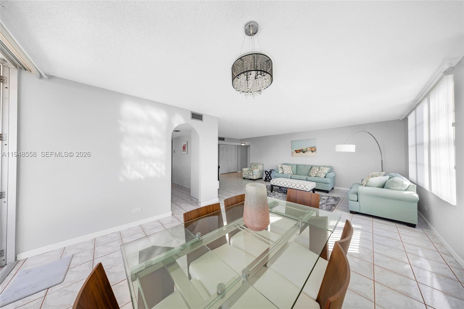 See details 1218 2 / 2 1525 sq. ft. $ 2026-01-19 0 Photo