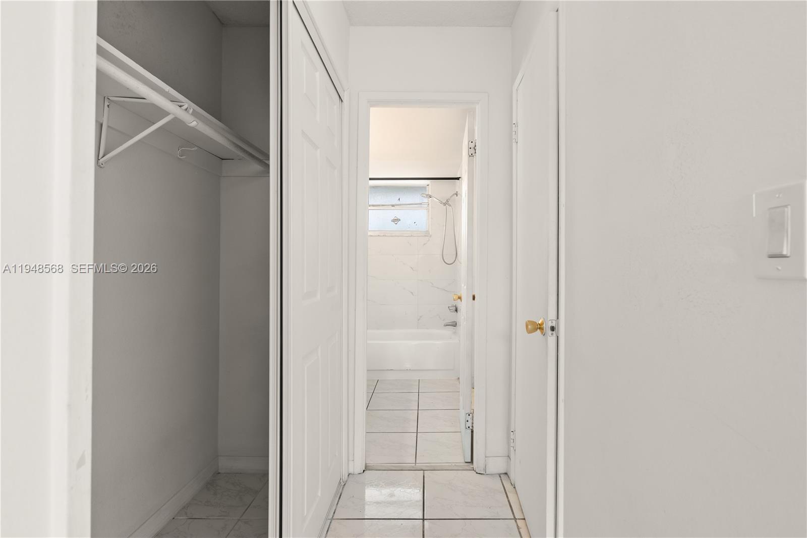 202 1 / 1 686 sq. ft. $ 2026-01-19 0 Photo