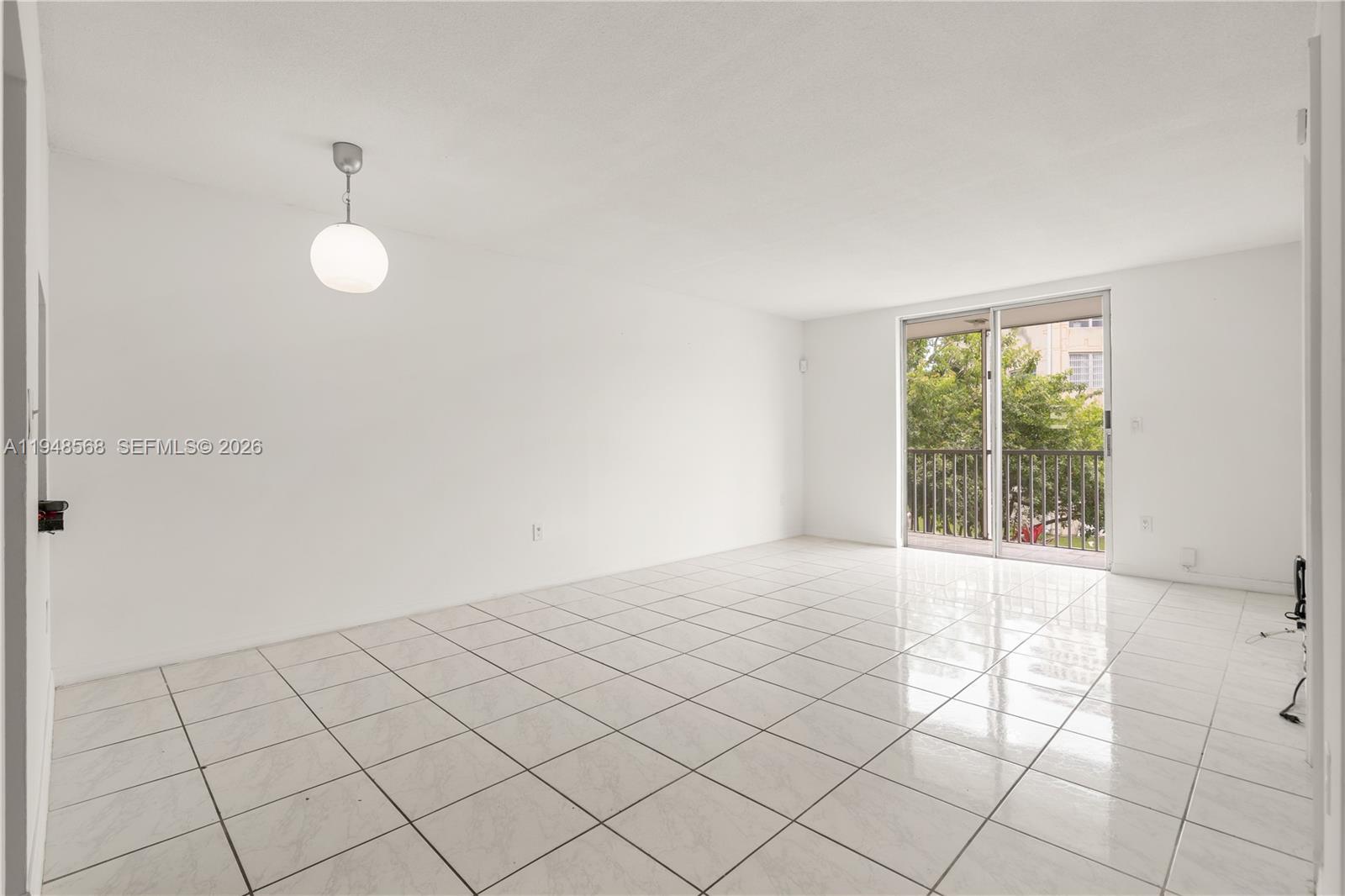 202 1 / 1 686 sq. ft. $ 2026-01-19 0 Photo