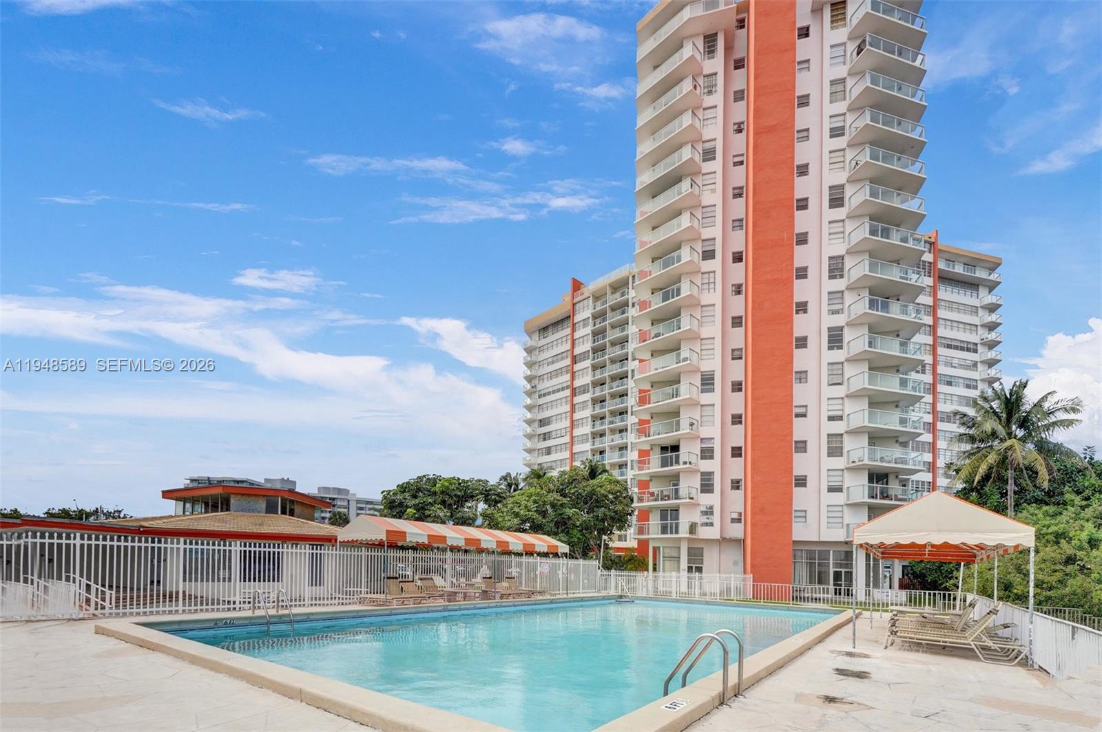 501W 1 / 1 801 sq. ft. $ 2026-06-10 0 foto
