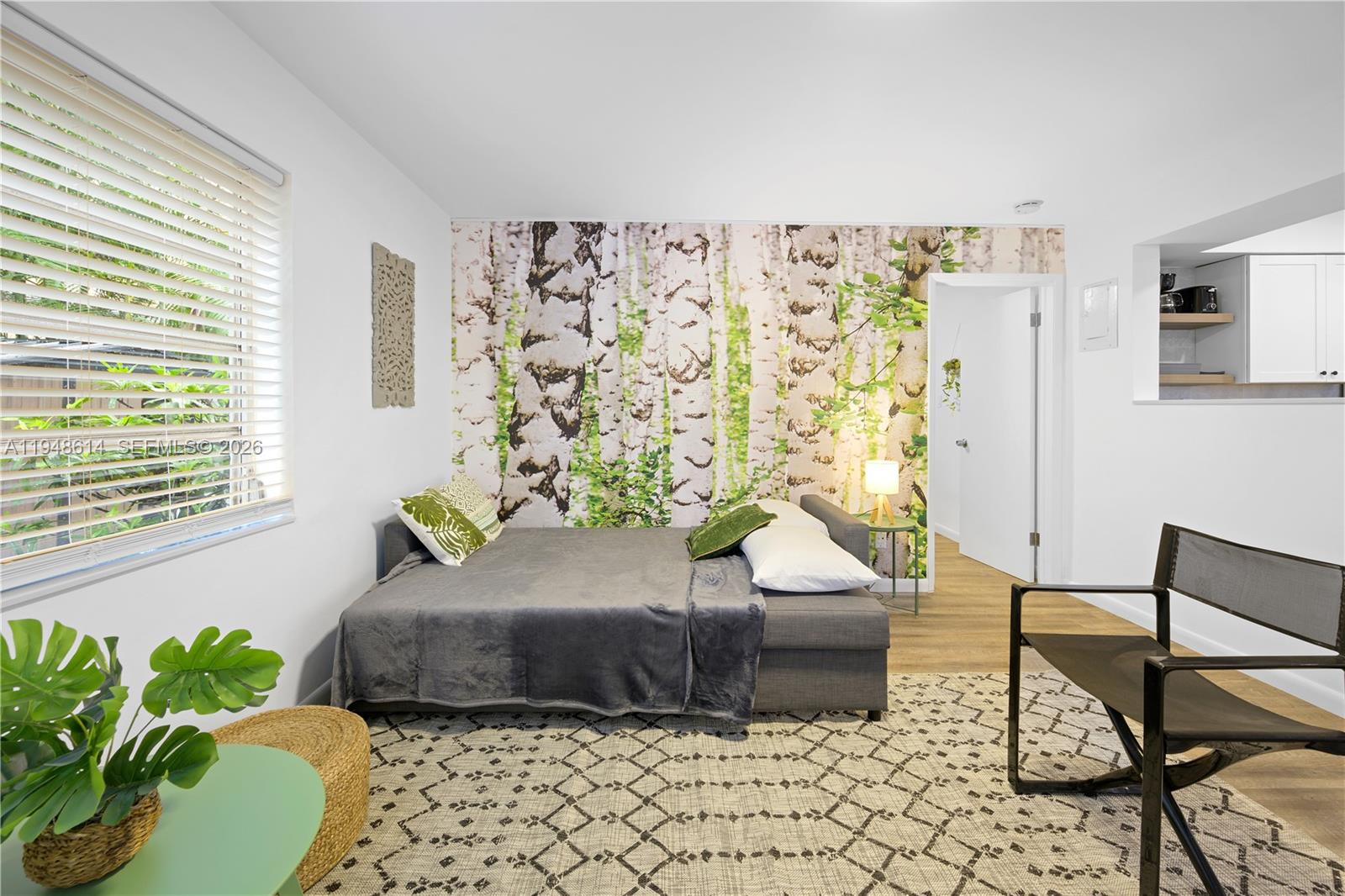 1-5  /   sq. ft. $ 2026-01-19 0 Photo