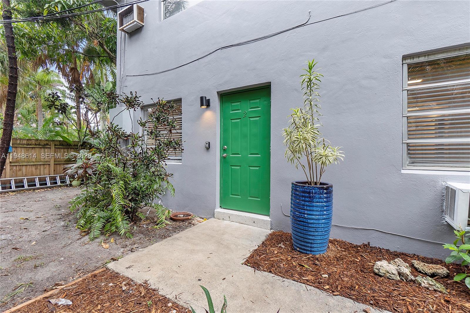 1-5  /   sq. ft. $ 2026-01-19 0 Photo