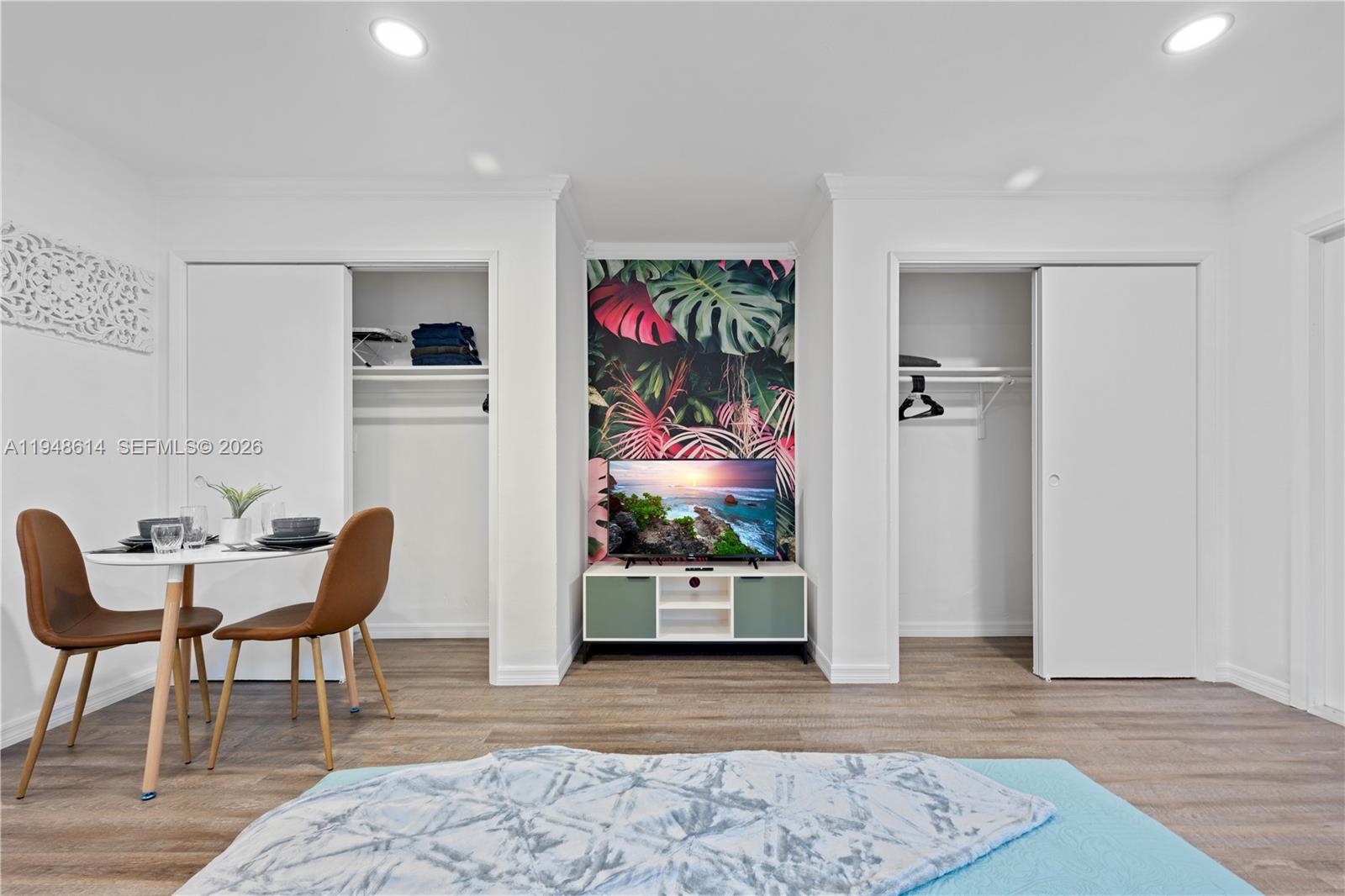 1-5  /   sq. ft. $ 2026-01-19 0 Photo