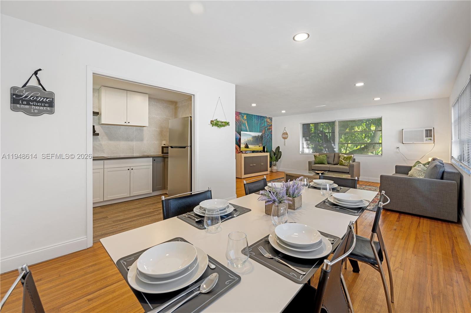 1-5  /   sq. ft. $ 2026-01-19 0 Photo