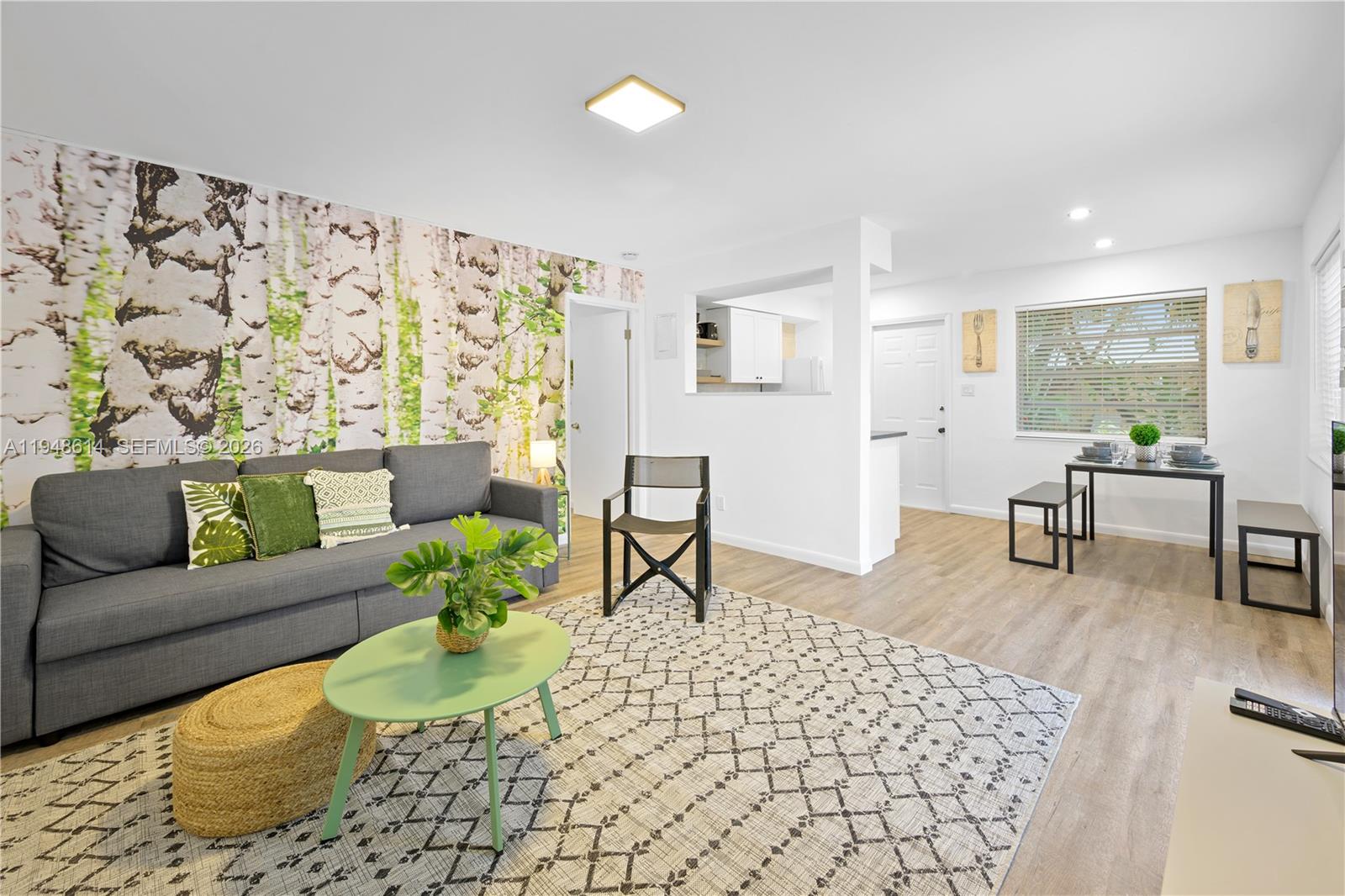 1-5  /   sq. ft. $ 2026-01-19 0 Photo