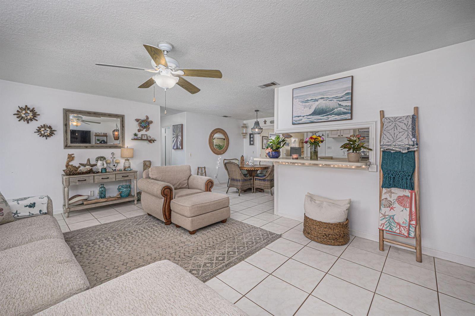 Ver detalles 108 2 / 2 1292 sq. ft. $ 2026-04-24 0 foto