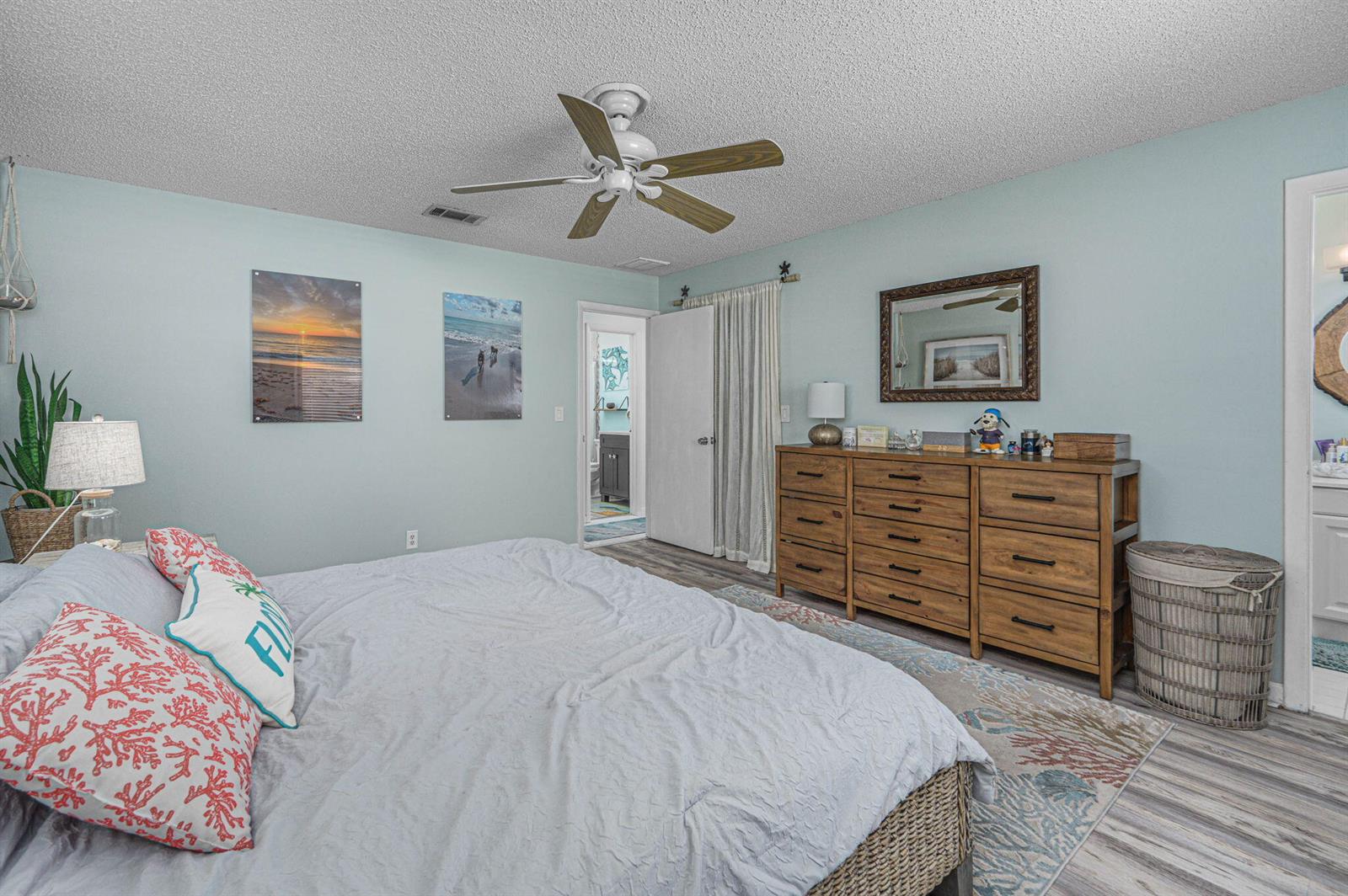 Ver detalles 108 2 / 2 1292 sq. ft. $ 2026-04-24 0 foto