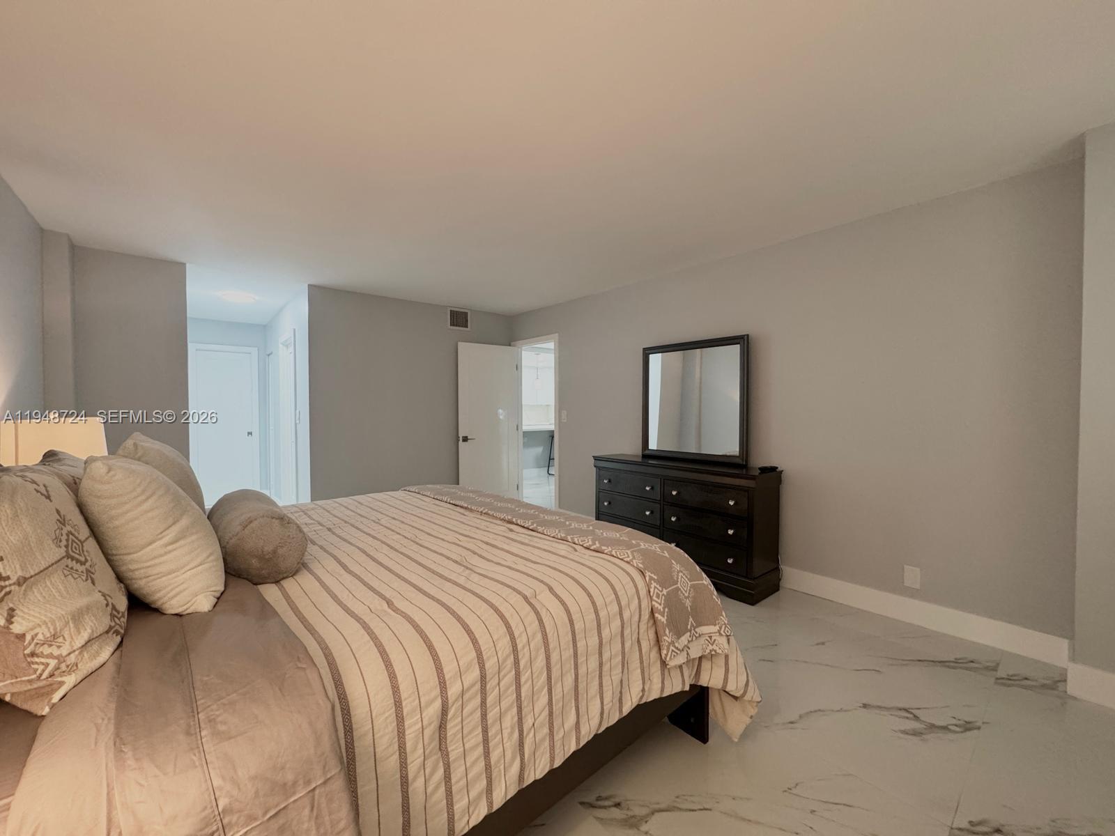 Photo of 3800 Ocean Dr  #1222, Hollywood, Florida, 33019 - 