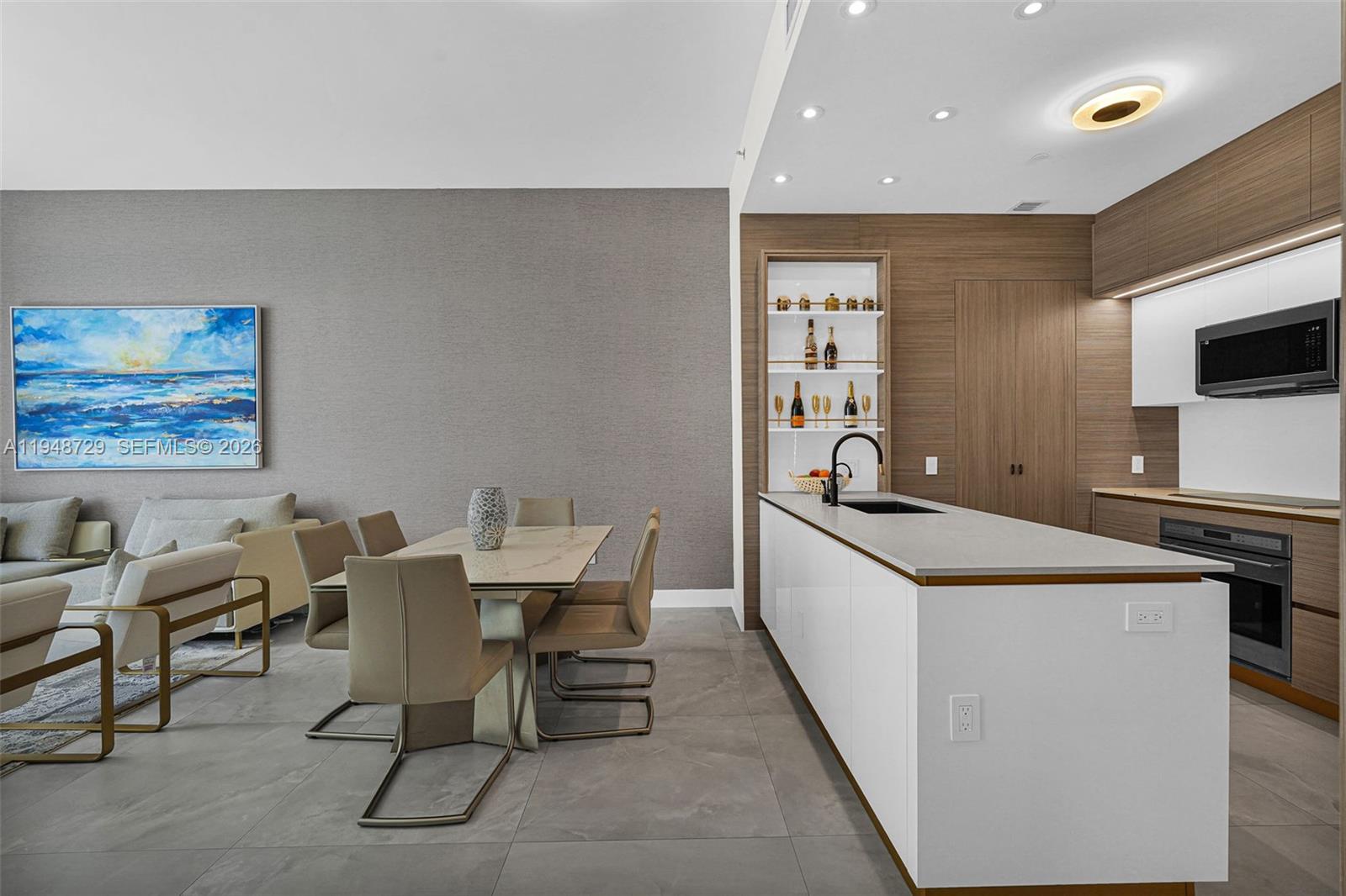 See details 3402 3 / 4 1979 sq. ft. $ 2026-01-20 0 Photo