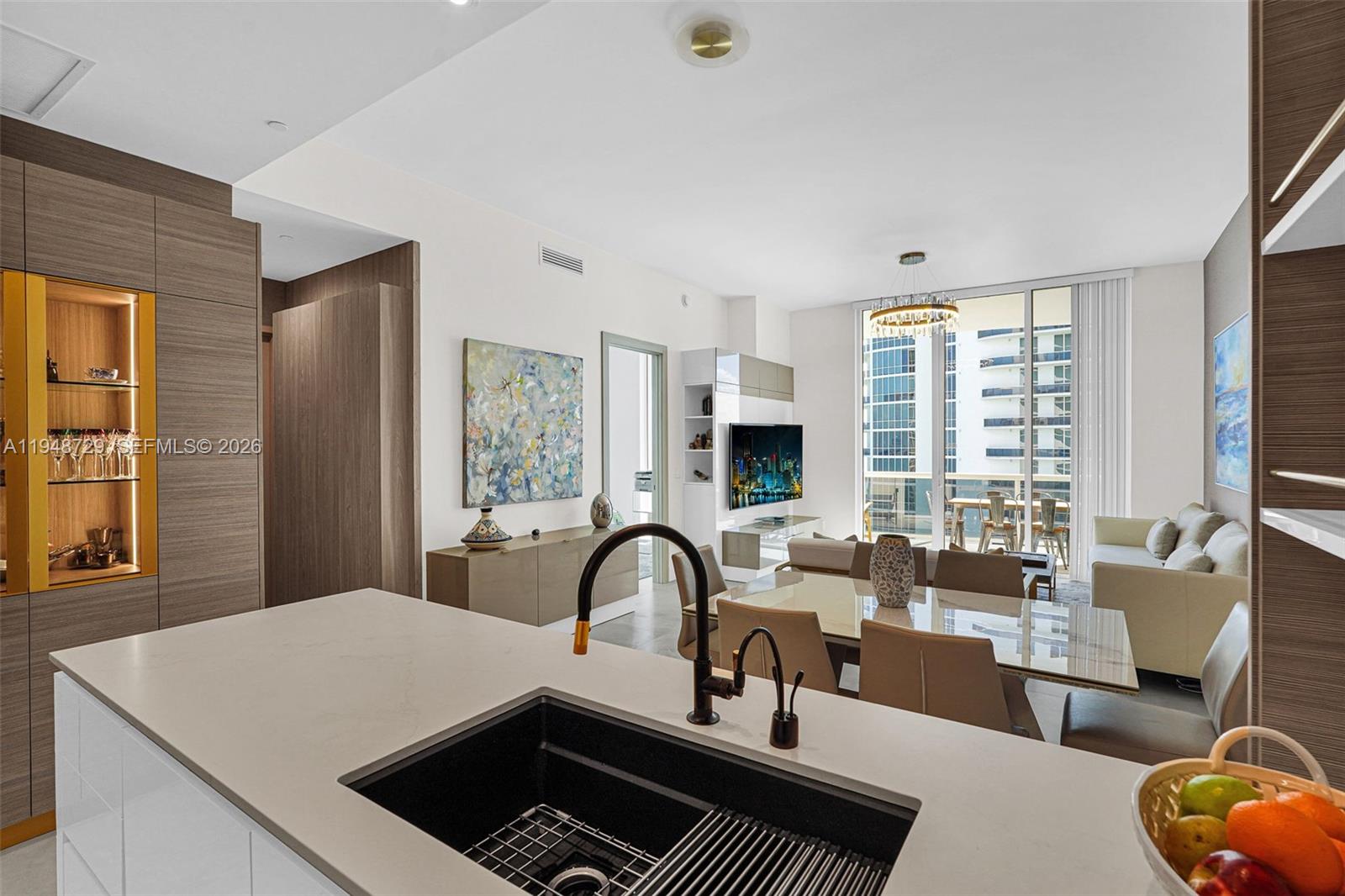 See details 3402 3 / 4 1979 sq. ft. $ 2026-01-20 0 Photo