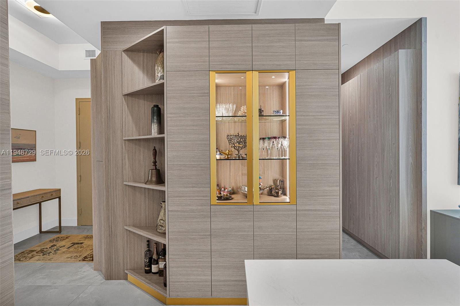 See details 3402 3 / 4 1979 sq. ft. $ 2026-01-20 0 Photo