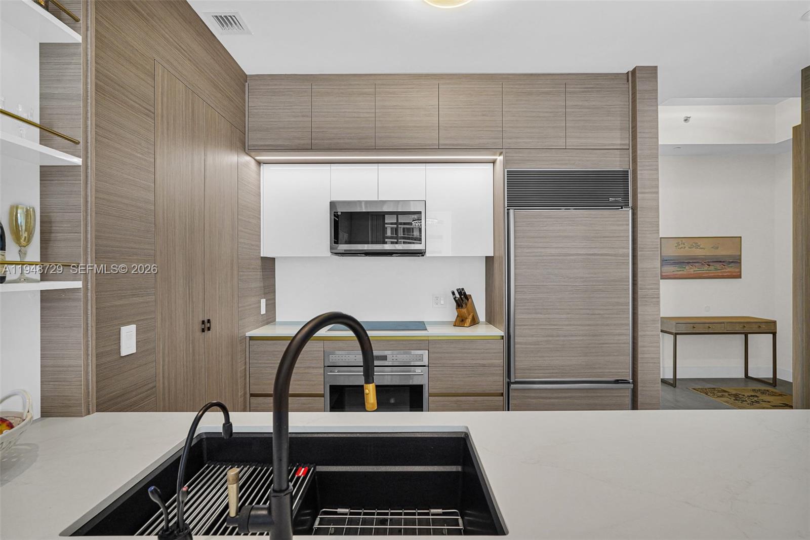 See details 3402 3 / 4 1979 sq. ft. $ 2026-01-20 0 Photo